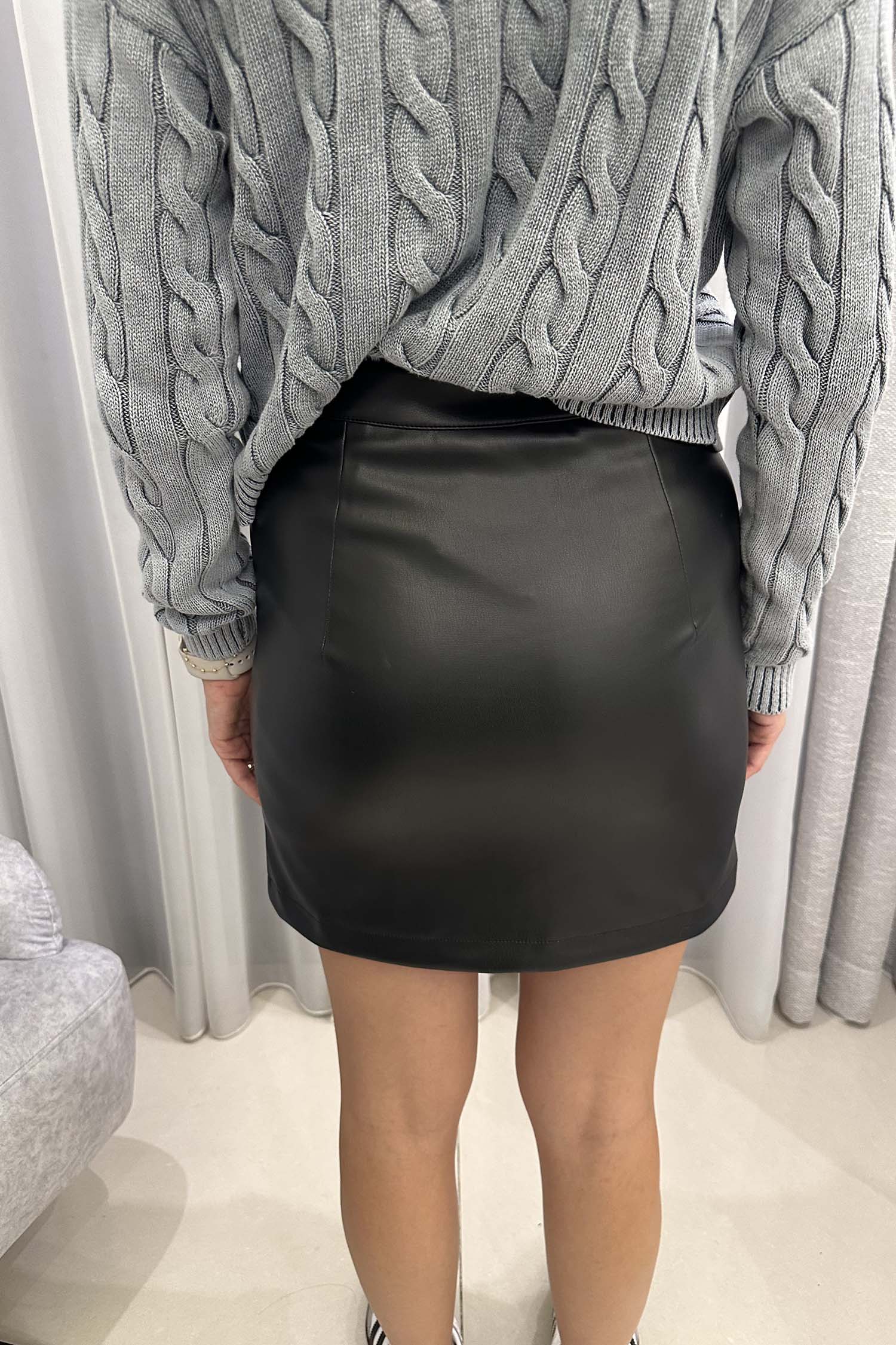 Pu-Leather Mini Skirt With Zipper